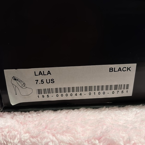 NWT Scene Ladies Heels Platforms - Picture 11 of 11